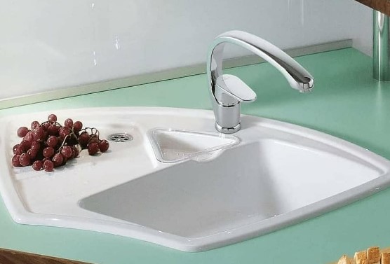 Corner kitchen Sink Designs