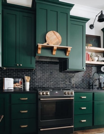 bold color cabinets